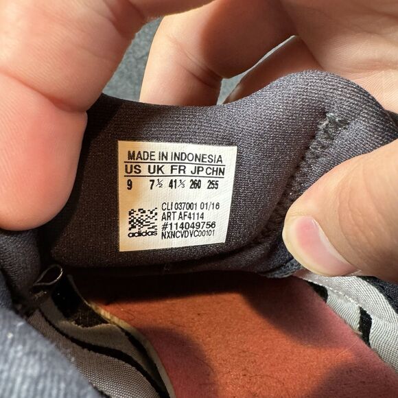 Adidas Bounce Women’s 9 Grey Sneaker Shoes Running Comfort AF4114 - Picture 8 of 8